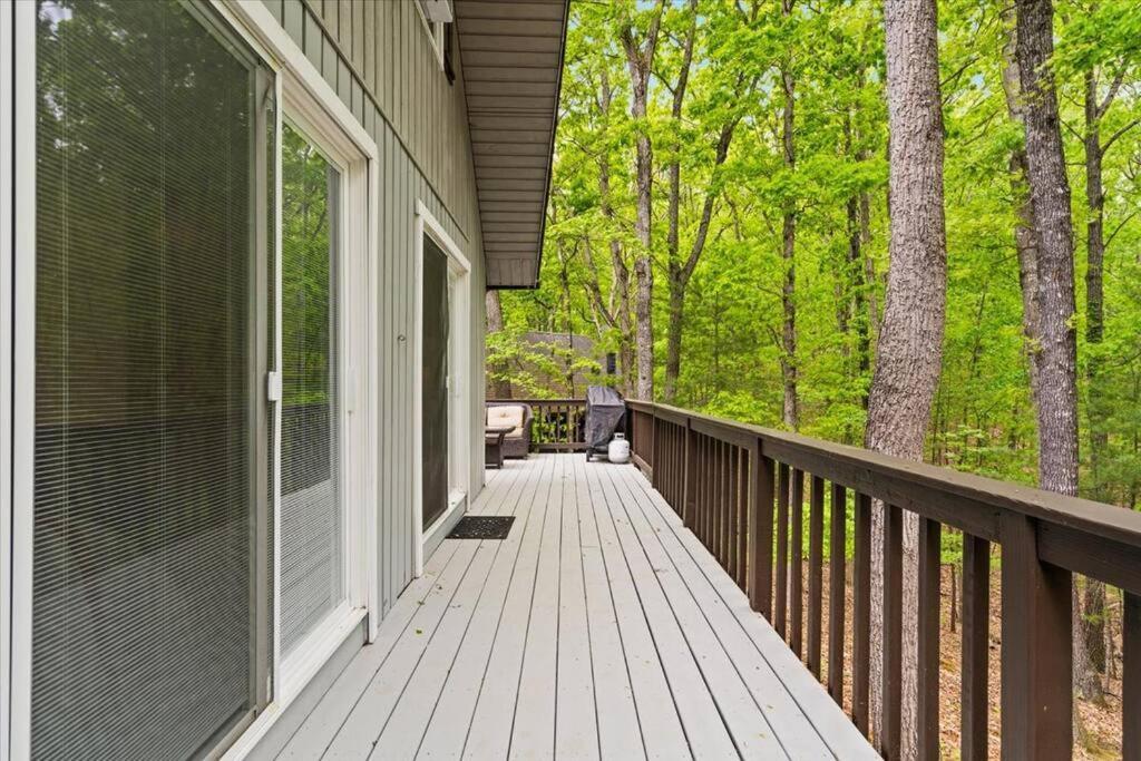 The Gingerbread House: 4 Bedroom Chalet, W/ Sunroom/Deck, Sleeps 12, Modern Amenities McGaheysville Екстер'єр фото